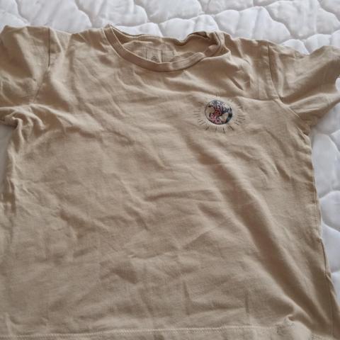 troc de  tee shirt 8 ans beige, sur mytroc