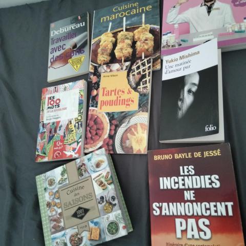 troc de  Lot de 8 livres, sur mytroc