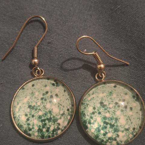 troc de  Boucles d'oreilles, sur mytroc