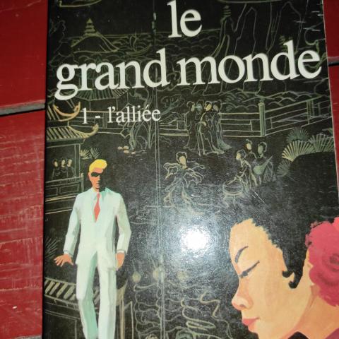 troc de  livre le grand monde 1- l'alliée, sur mytroc