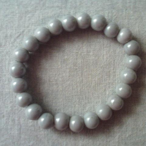 troc de  Bracelet gris/blanc., sur mytroc