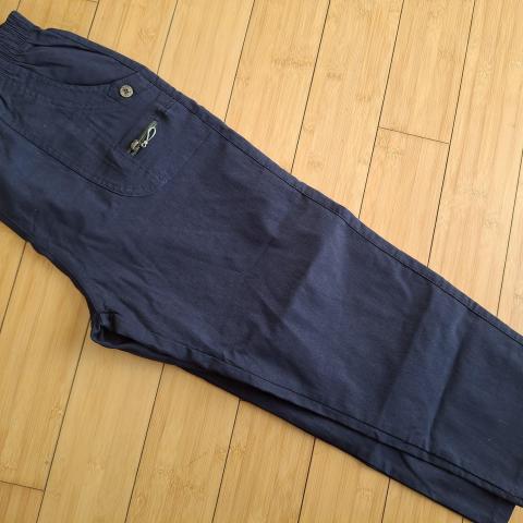 troc de  Pantalon 3/4, sur mytroc