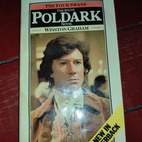 troc de  livre the four swans,  the sixth Poldark novel, sur mytroc