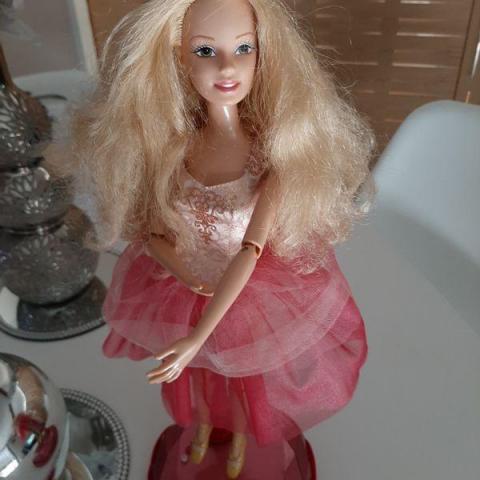 troc de  poupée barbie danseuse, sur mytroc