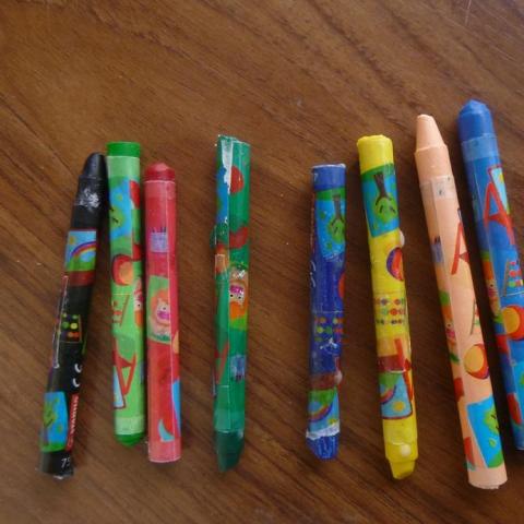 troc de  (RESERVER) crayons, sur mytroc