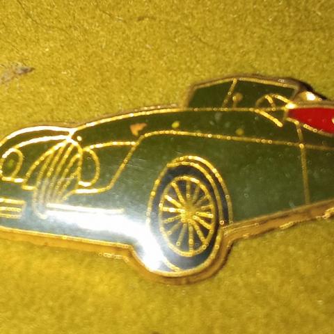 troc de  pin's voiture avec attache, sur mytroc