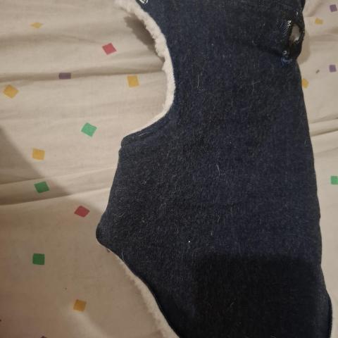 troc de  Manteauchien jeans et moumoute, sur mytroc