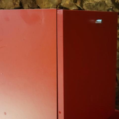 troc de  4 blocs portes rouge pour kallax ikea, sur mytroc