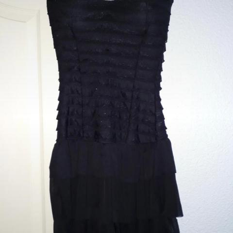 troc de  Robe de soirée bustier  noir, sur mytroc