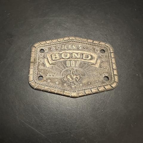 troc de  Plaque métal BOND, sur mytroc