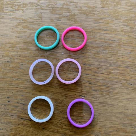 troc de  Bague en silicone extensible, sur mytroc