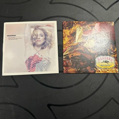 troc de  2 CD single Madonna, sur mytroc
