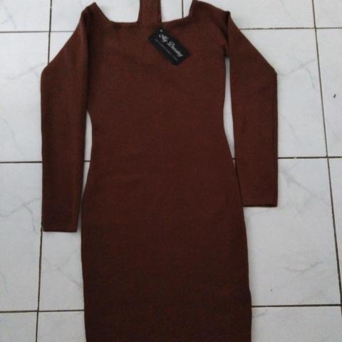 troc de  Belle robe marron taille unique neuve, sur mytroc