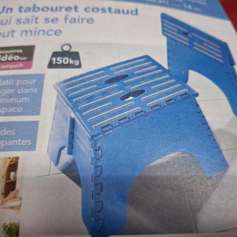 troc de  Tabouret clap NEUF, sur mytroc