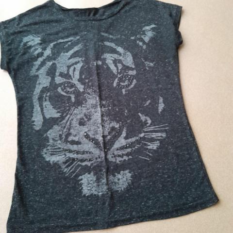 troc de  Haut femme taille S neuf, sur mytroc