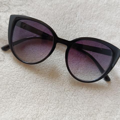 troc de  Lunettes de soleil, sur mytroc