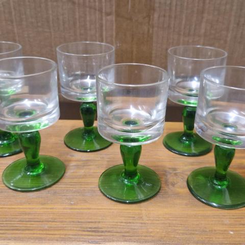 troc de  Lot de verres à digestif, sur mytroc