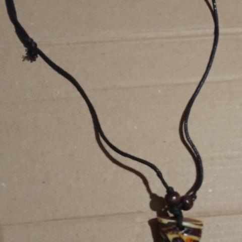 troc de  Collier ajustable neuf réservé diverstroc, sur mytroc