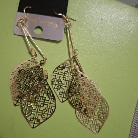 troc de  Reserve Boucle d oreilles, sur mytroc