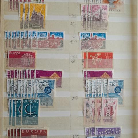 troc de  Echange timbres français oblitérés contre flyers uniquement, sur mytroc