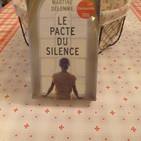 troc de  Livre " Le pacte du silence" Neuf, sur mytroc