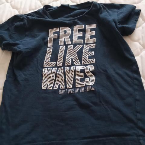 troc de  tee shirt 10 ans port compris pour 3 articles, sur mytroc