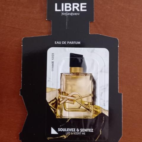 troc de  Echantillon parfum "Libre". RESERVE., sur mytroc