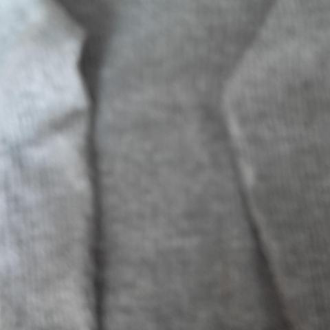 troc de  pull chaussette gris chiné taille 6 ans, sur mytroc