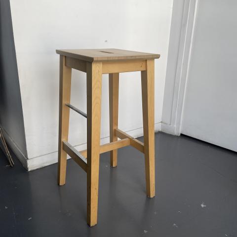 troc de  TABOURET DE BAR IKEA, sur mytroc
