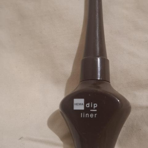 troc de  Oeil liner marron HEMA, sur mytroc