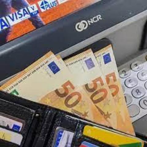 troc de  pret.france.fr@gmail.com Offre de prêt et emprunt entre particuli, sur mytroc