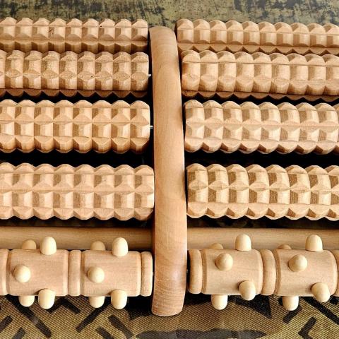 troc de  Masseur de pieds en bois avec rouleaux, sur mytroc