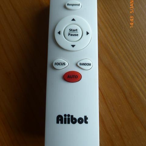 troc de  Je propose une télécommande Aiibot pour robot aspirateur., sur mytroc