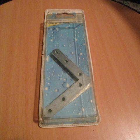 troc de  2 éme boîte,4 équerres, sur mytroc