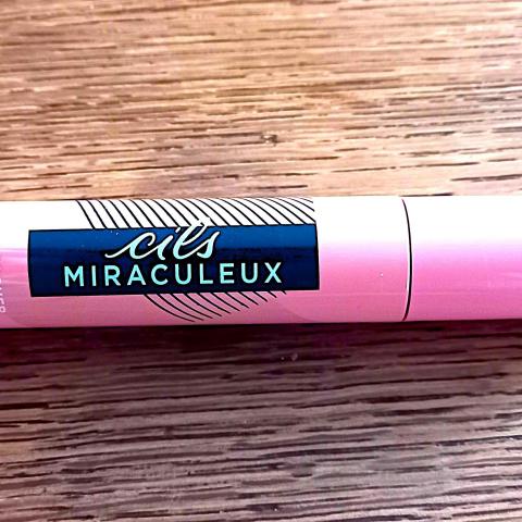 troc de  Mascara noir cils miraculeux. RESERVE., sur mytroc