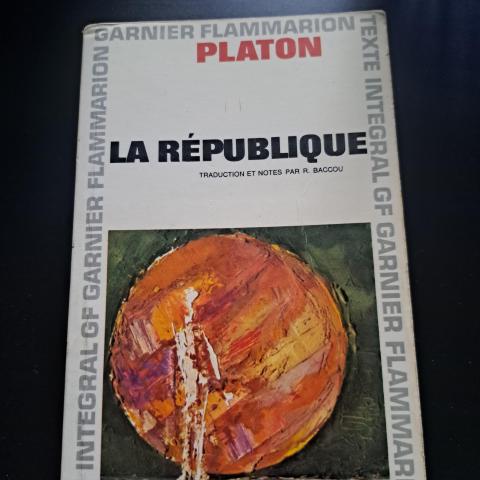 troc de  Livre Platon La République, sur mytroc