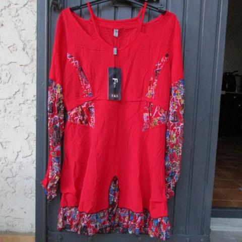 troc de  jolie robe neuve T44/42 avec étiquettes, sur mytroc