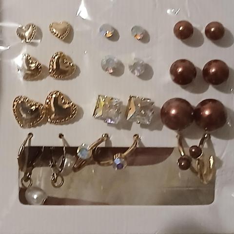 troc de  Lots De Boucles D Oreilles, sur mytroc
