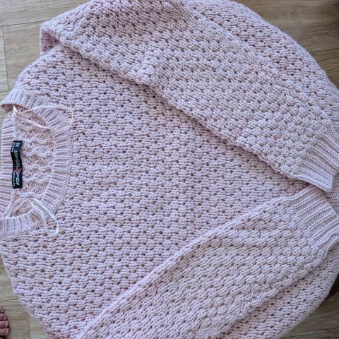 troc de  Pull chaud rose, sur mytroc