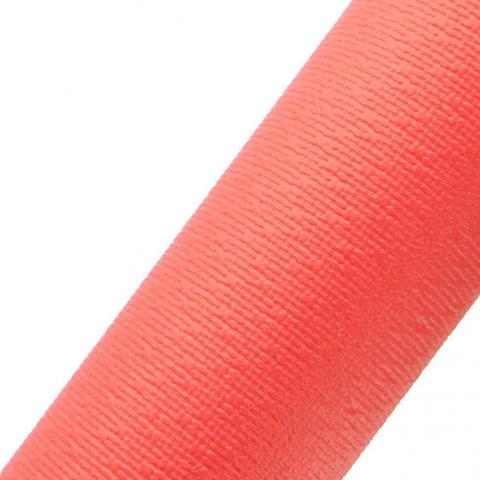 troc de  Longue nappe rouge en papier à Lyon, sur mytroc
