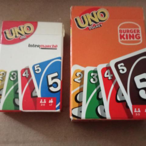 troc de  lot de 2 jeux uno pocket complet état neuf réserver mmmanga, sur mytroc