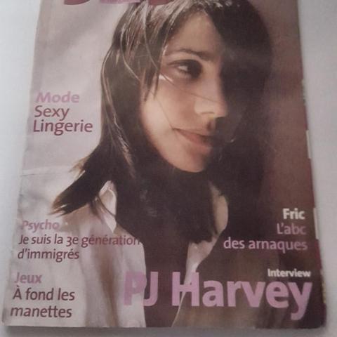 troc de  J'échange magazine 15-25 ans : "Interview de PJ Harvey", sur mytroc