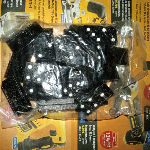 troc de  jeu domino neuf, sur mytroc