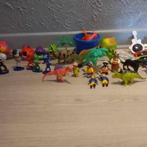 troc de  Figurine et lunettes, sur mytroc