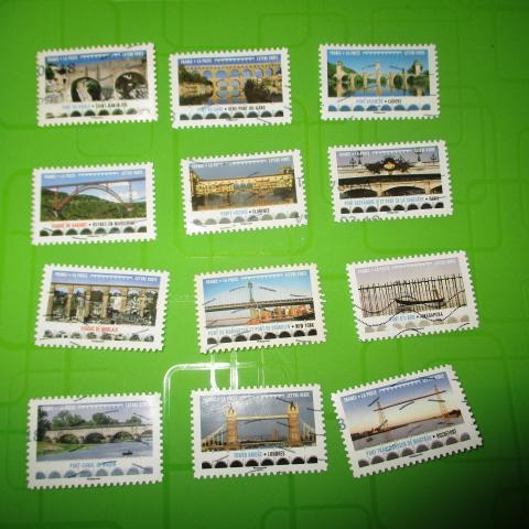 troc de  12 timbres série des ponts autocollants France décollés, sur mytroc