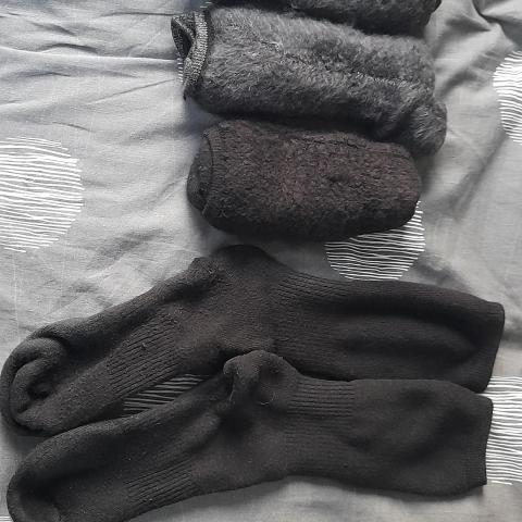 troc de  4 paires de chaussettes neuves, sur mytroc