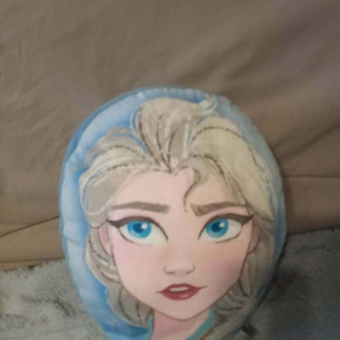 troc de  Coussin fillette 5 noisettes, sur mytroc