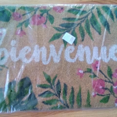 troc de  tapis, paillasson, NEUF, sur mytroc