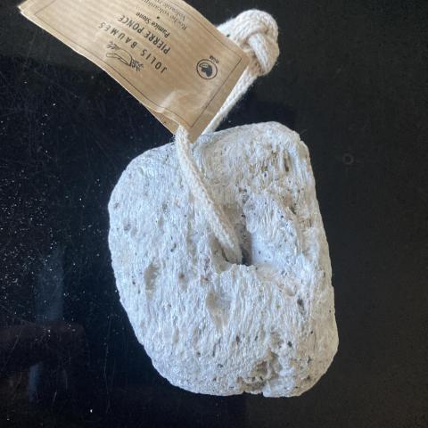 troc de  Pierre ponce neuve, sur mytroc