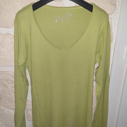 troc de  T-shirt T.4, sur mytroc